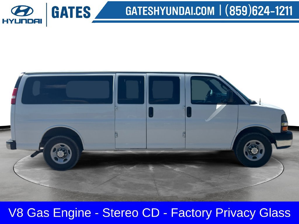 Used 2016 Chevrolet Express 3500 LT w/ LT Preferred Equipment Group RWD image 3