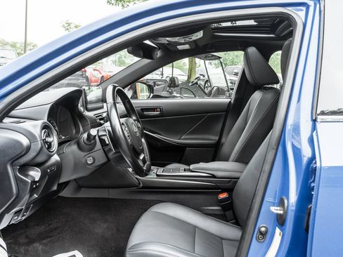 Used 2024 Lexus IS 300 AWD w/ Premium Package image 6