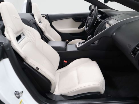 Used 2024 Jaguar F-TYPE Convertible AWD image 19