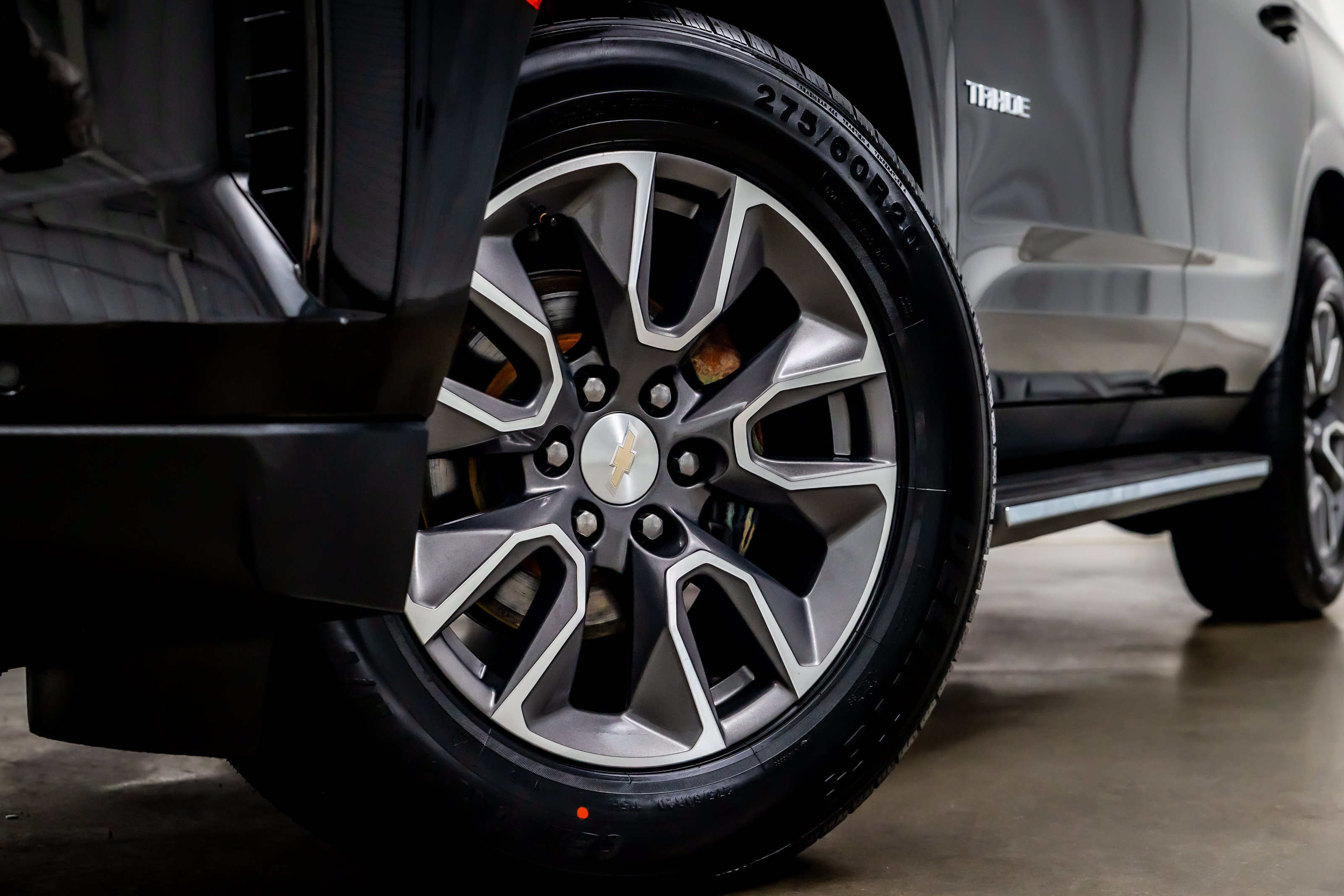 Used 2022 Chevrolet Tahoe LT w/ Luxury Package RWD image 21