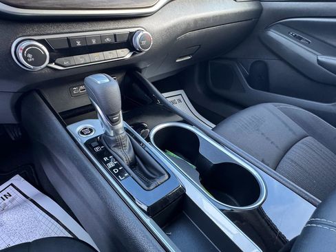 Used 2024 Nissan Altima 2.5 SV image 18