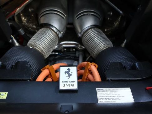 Used 2025 Ferrari 296 GTS RWD image 14