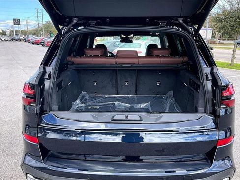 New 2026 BMW X5 xDrive40i w/ M Sport Package image 25