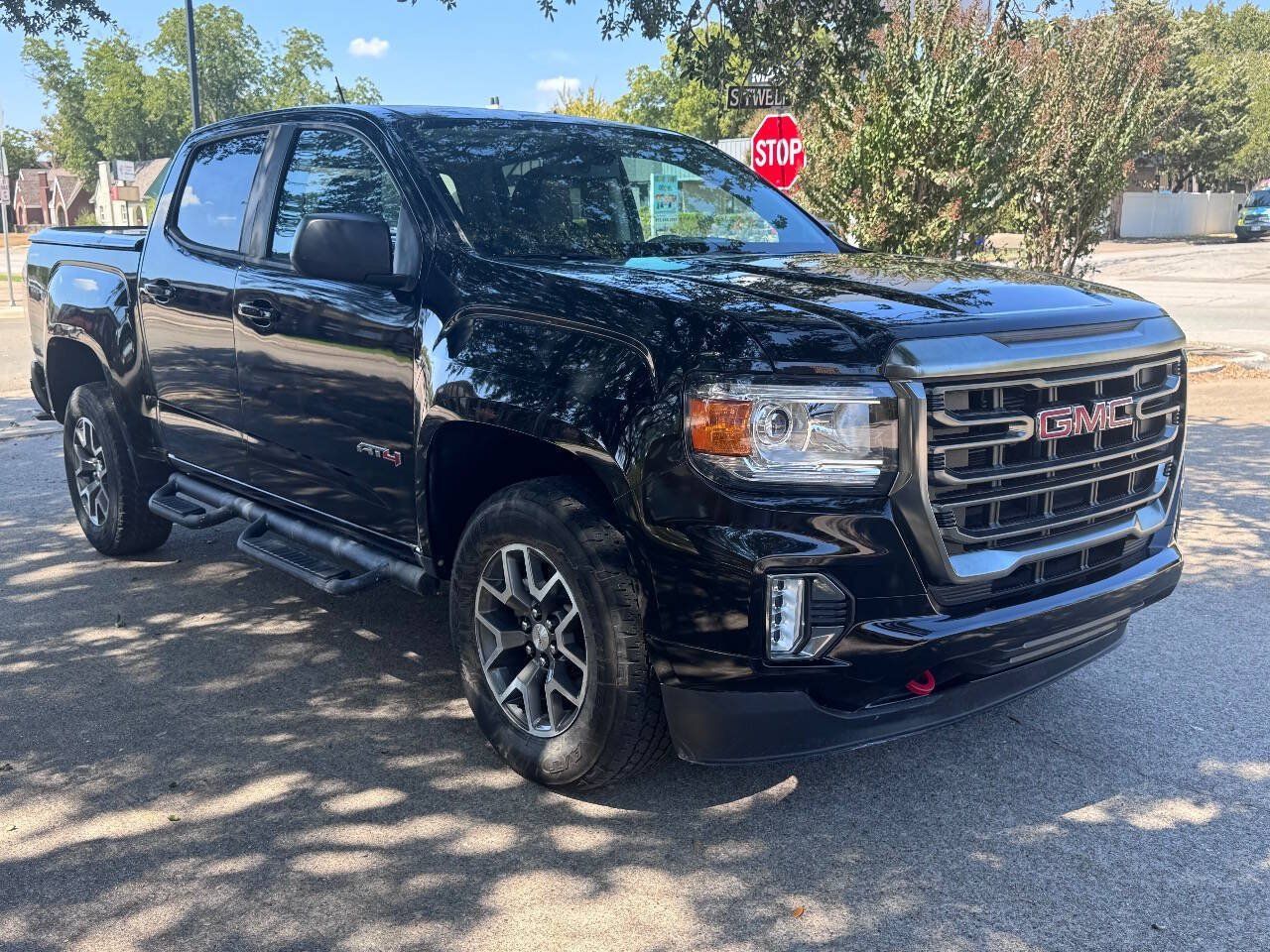 Used 2021 GMC Canyon AT4 w/ Trailering Package AWD/4WD image 2