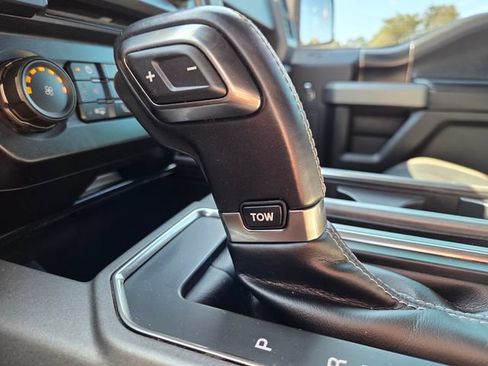 Used 2018 Ford F150 Raptor w/ Equipment Group 801A Mid AWD/4WD image 31