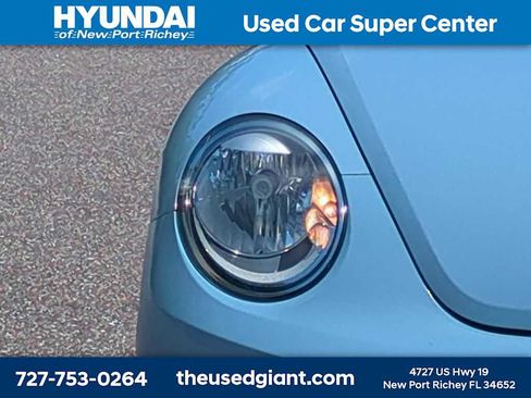 Used 2013 Volkswagen Beetle 2.5 FWD image 9