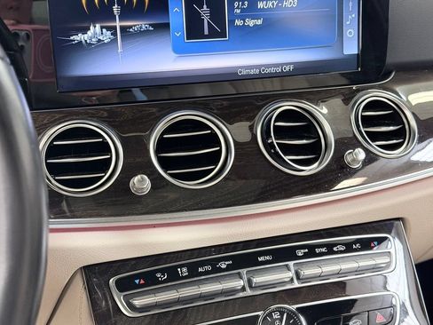 Used 2019 Mercedes-Benz E 300 image 56