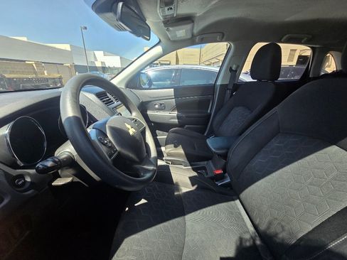 Used 2021 Mitsubishi Outlander Sport LE FWD image 9
