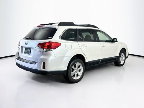 Used 2014 Subaru Outback 2.5i Limited AWD/4WD image 9