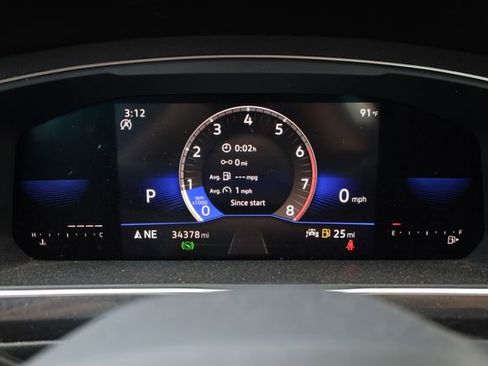 Used 2023 Volkswagen Tiguan SE FWD image 19