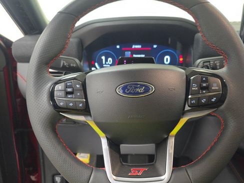 Used 2026 Ford Explorer ST AWD/4WD image 6
