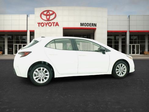 New 2026 Toyota Corolla SE image 28