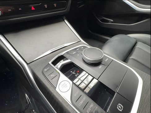 Used 2023 BMW 330i Sedan w/ Convenience Package RWD image 44
