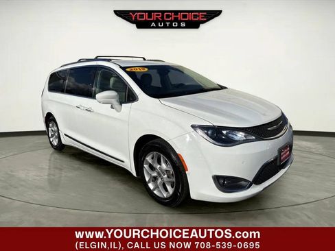 Used 2019 Chrysler Pacifica Touring-L Plus w/ Advanced Safetytec Group FWD image 10