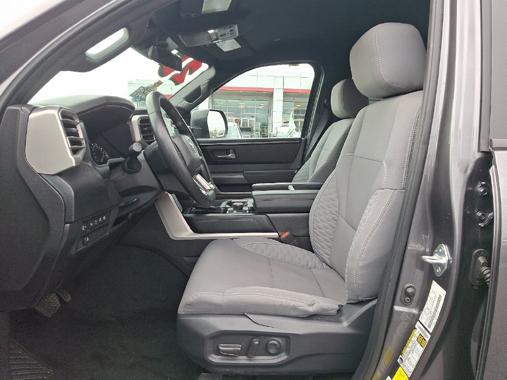 Certified 2025 Toyota Tundra SR5 AWD/4WD image 14