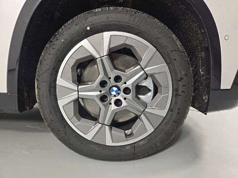 New 2026 BMW X1 xDrive28i w/ Technology Package image 8