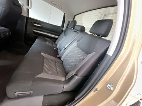 Used 2019 Toyota Tundra SR5 w/ SR5 Upgrade Package AWD/4WD image 21