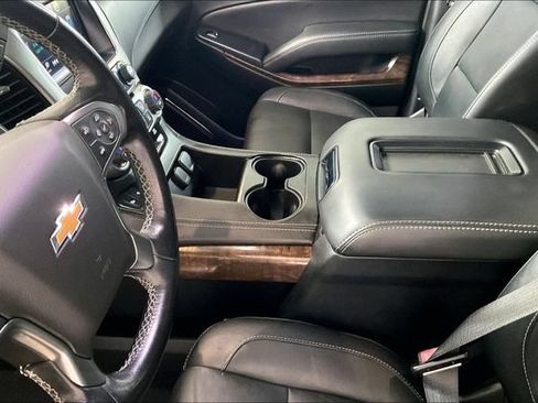 Used 2019 Chevrolet Tahoe LT RWD image 13