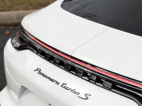 Used 2023 Porsche Panamera Turbo S Executive image 9