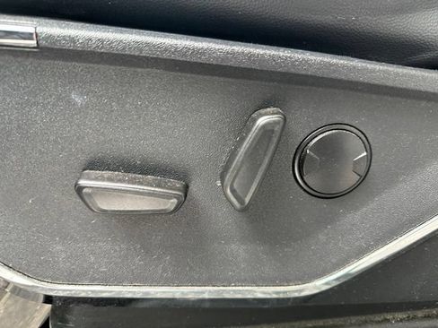 Used 2024 Ford F150 Lariat AWD/4WD image 28