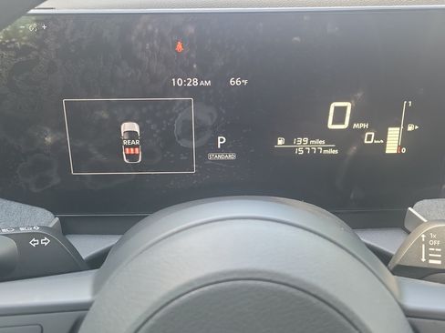 Certified 2025 Nissan Kicks SV FWD image 27