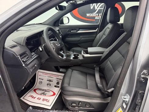 New 2026 GMC Terrain Elevation w/ Elevation Premium Package image 11