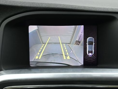 Used 2018 Volvo S60 T5 Dynamic w/ Vision Package FWD image 23