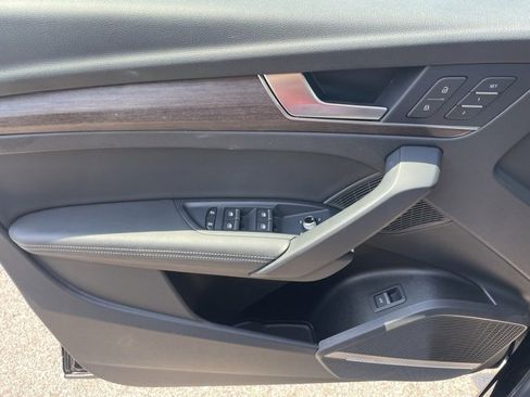 Used 2024 Audi Q5 2.0T Premium Plus image 19