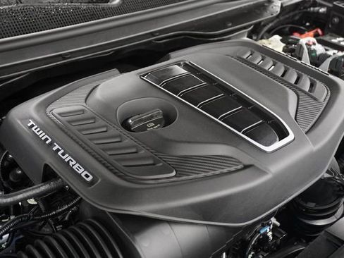 Used 2023 Jeep Grand Wagoneer Series II image 11