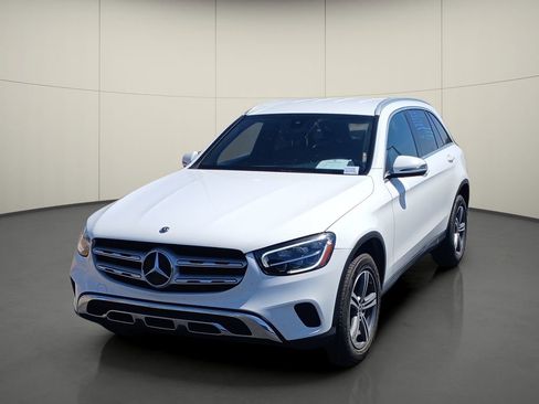Used 2020 Mercedes-Benz GLC 300 image 3