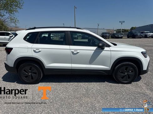 Used 2025 Volkswagen Taos S image 6