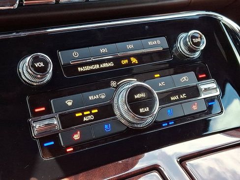 Used 2018 Lincoln Navigator Black Label w/ Cargo Package image 17