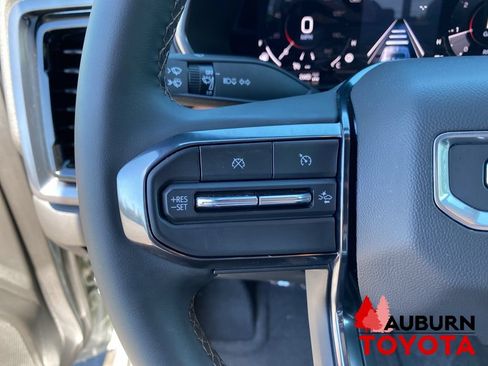 Used 2025 GMC Canyon AT4 AWD/4WD image 36
