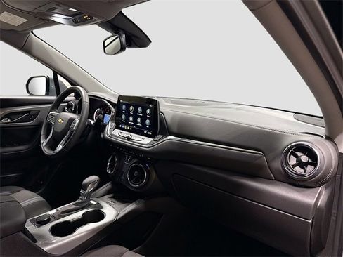 New 2026 Chevrolet Blazer LT image 32