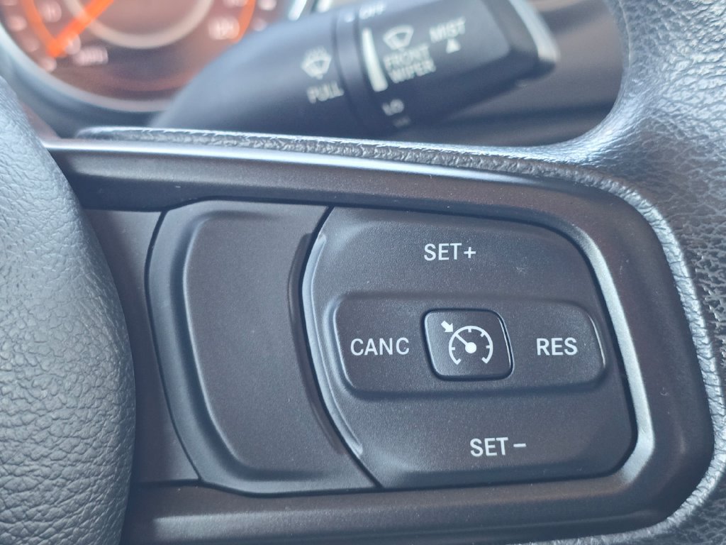 Used 2022 Jeep Gladiator Sport AWD/4WD image 24