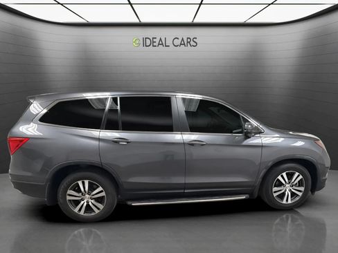 Used 2018 Honda Pilot EX image 4