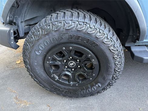 Used 2022 Ford Bronco Wildtrak AWD/4WD image 9