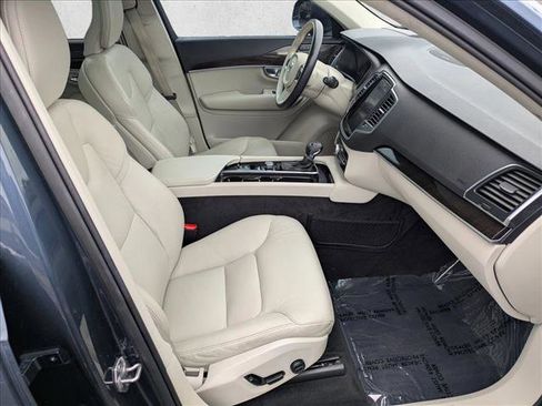 Used 2019 Volvo XC90 T6 Momentum w/ Advanced Package AWD/4WD image 21