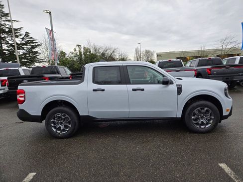 New 2026 Ford Maverick XLT w/ XLT Luxury Package AWD/4WD image 4