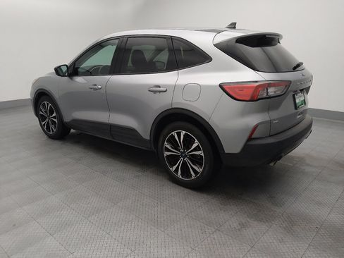 Used 2022 Ford Escape SE w/ SE Sport Appearance Package FWD image 3