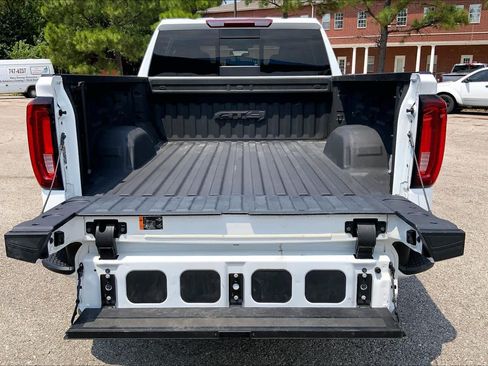 Used 2024 GMC Sierra 1500 AT4 w/ AT4 Premium Package AWD/4WD image 36