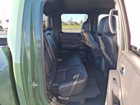 Used 2022 Nissan Frontier PRO-4X w/ Pro-4X Premium Package image 23