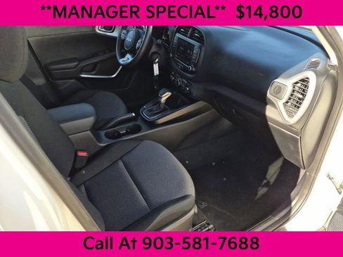 Certified 2023 Kia Soul LX image 11