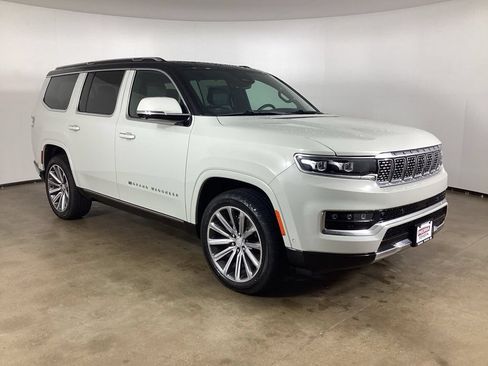Used 2022 Jeep Grand Wagoneer Series I AWD/4WD image 5