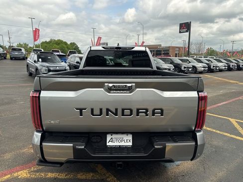 Used 2024 Toyota Tundra Limited AWD/4WD image 7