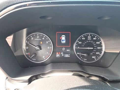 Used 2025 Subaru Legacy Premium image 11