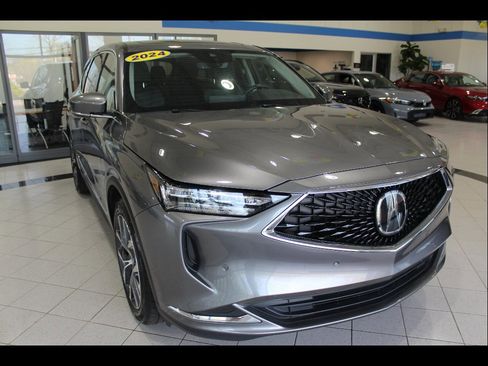 Used 2024 Acura MDX SH-AWD w/ Technology Package image 3