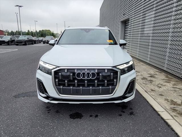 Certified 2025 Audi Q7 3.0T Prestige AWD/4WD image 19