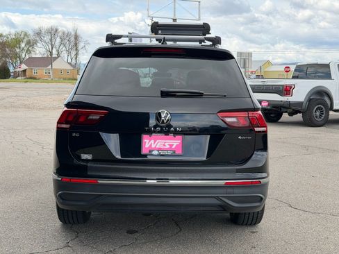Used 2022 Volkswagen Tiguan SE AWD/4WD image 8