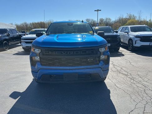 Used 2023 Chevrolet Silverado 1500 Custom w/ LPO, Dark Essentials Package AWD/4WD image 6